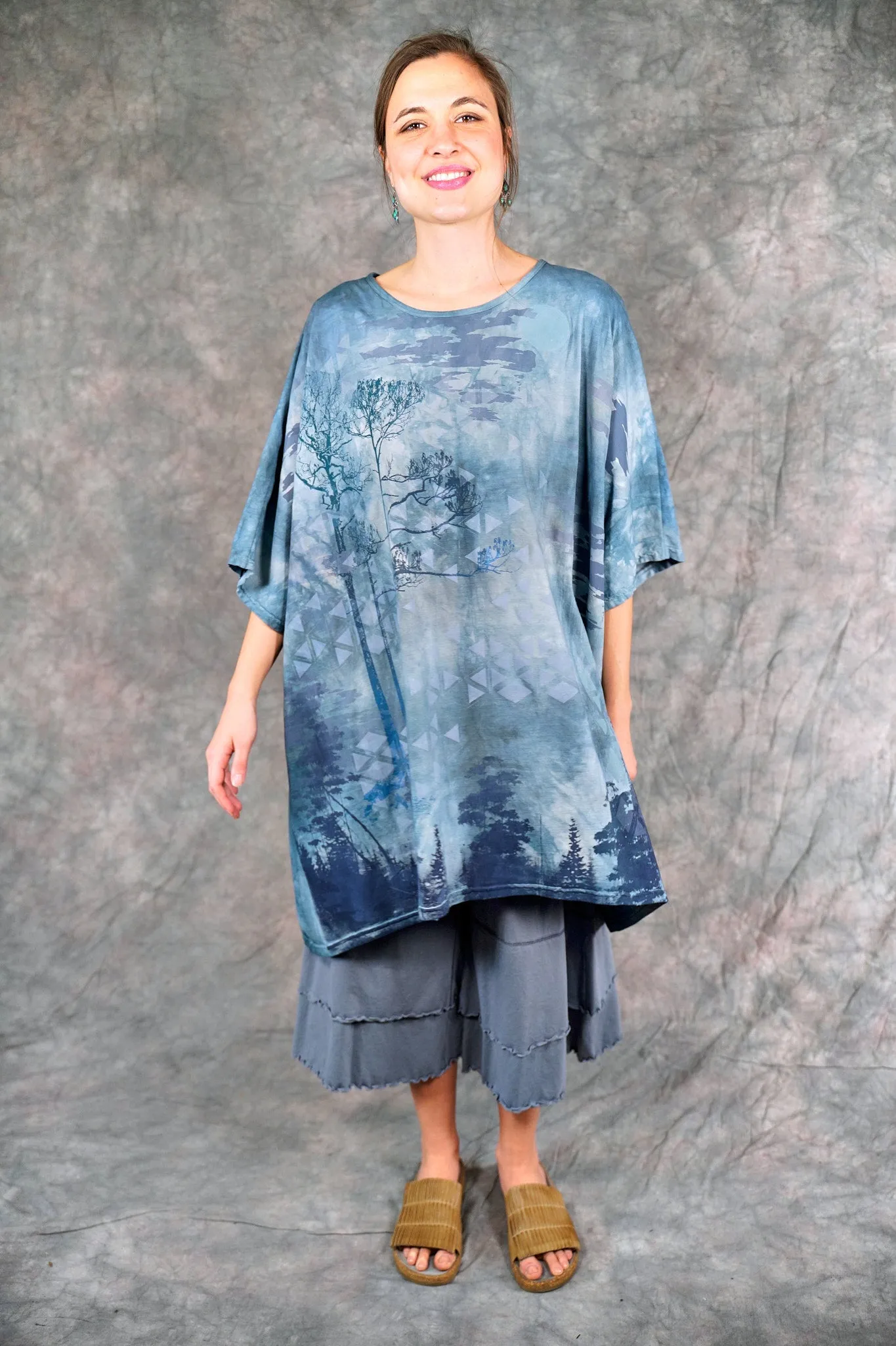 1255HD Art Tee Ionian River-P