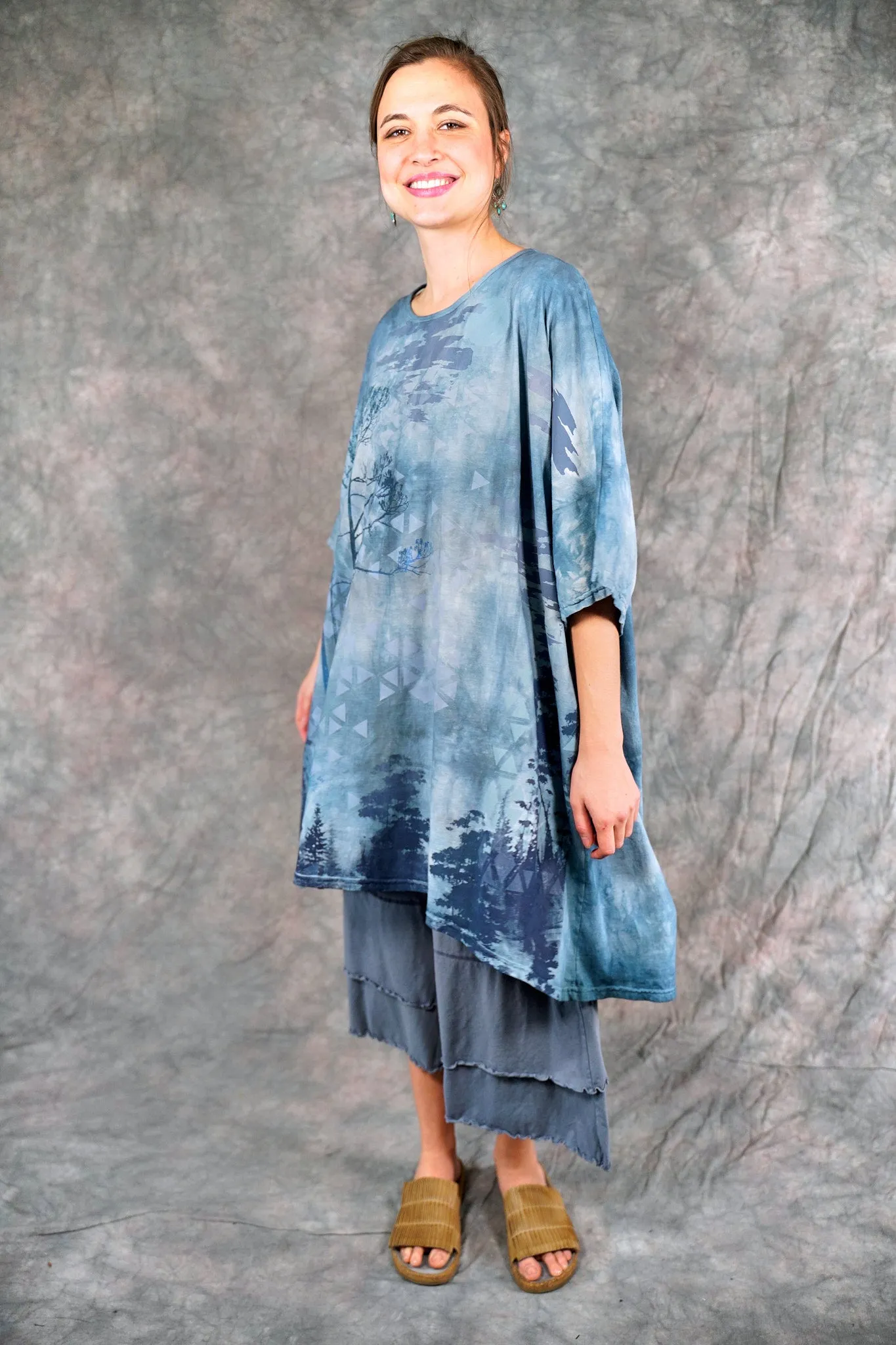 1255HD Art Tee Ionian River-P