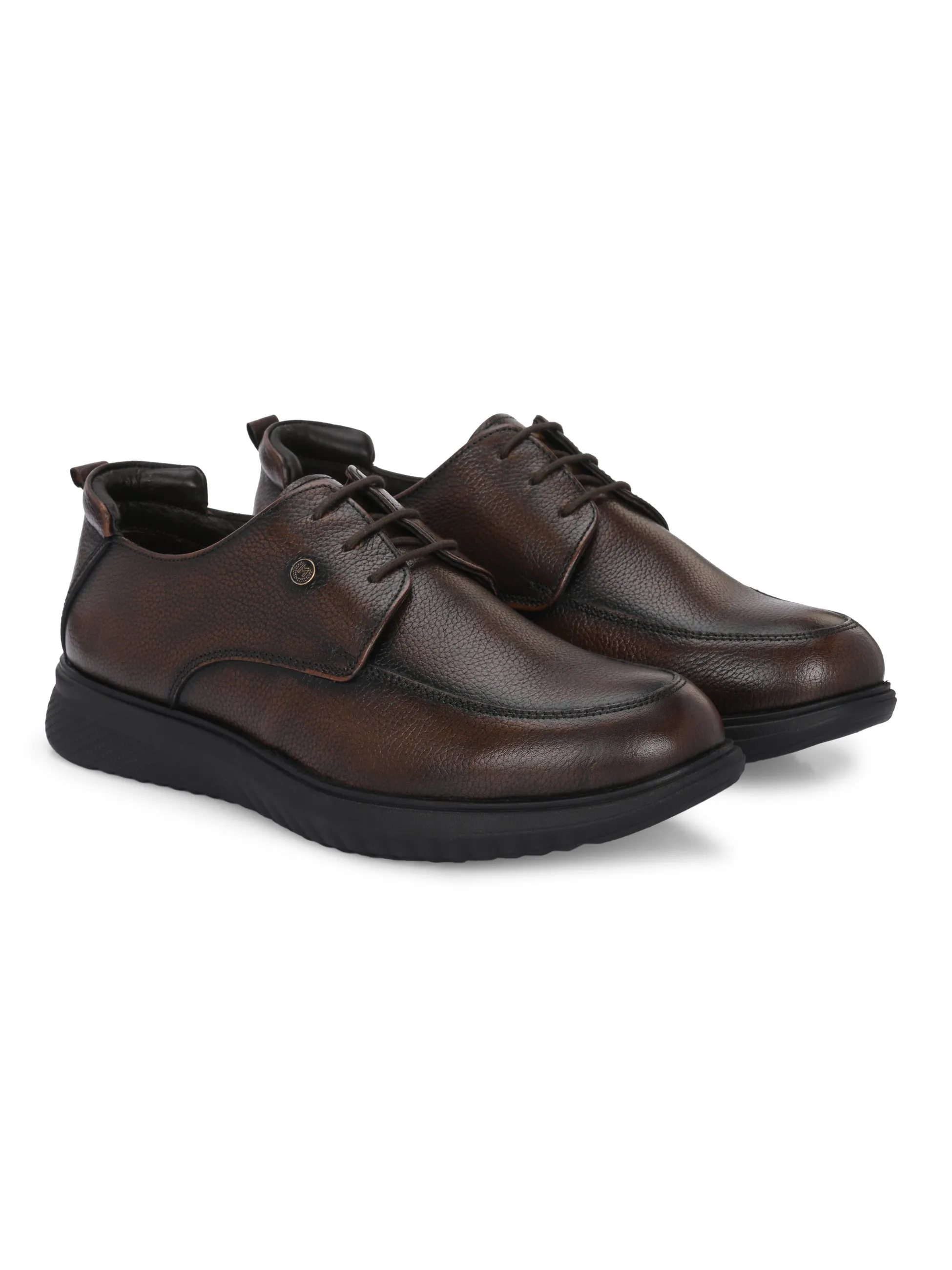 9 to 5 Comfort Lace Up