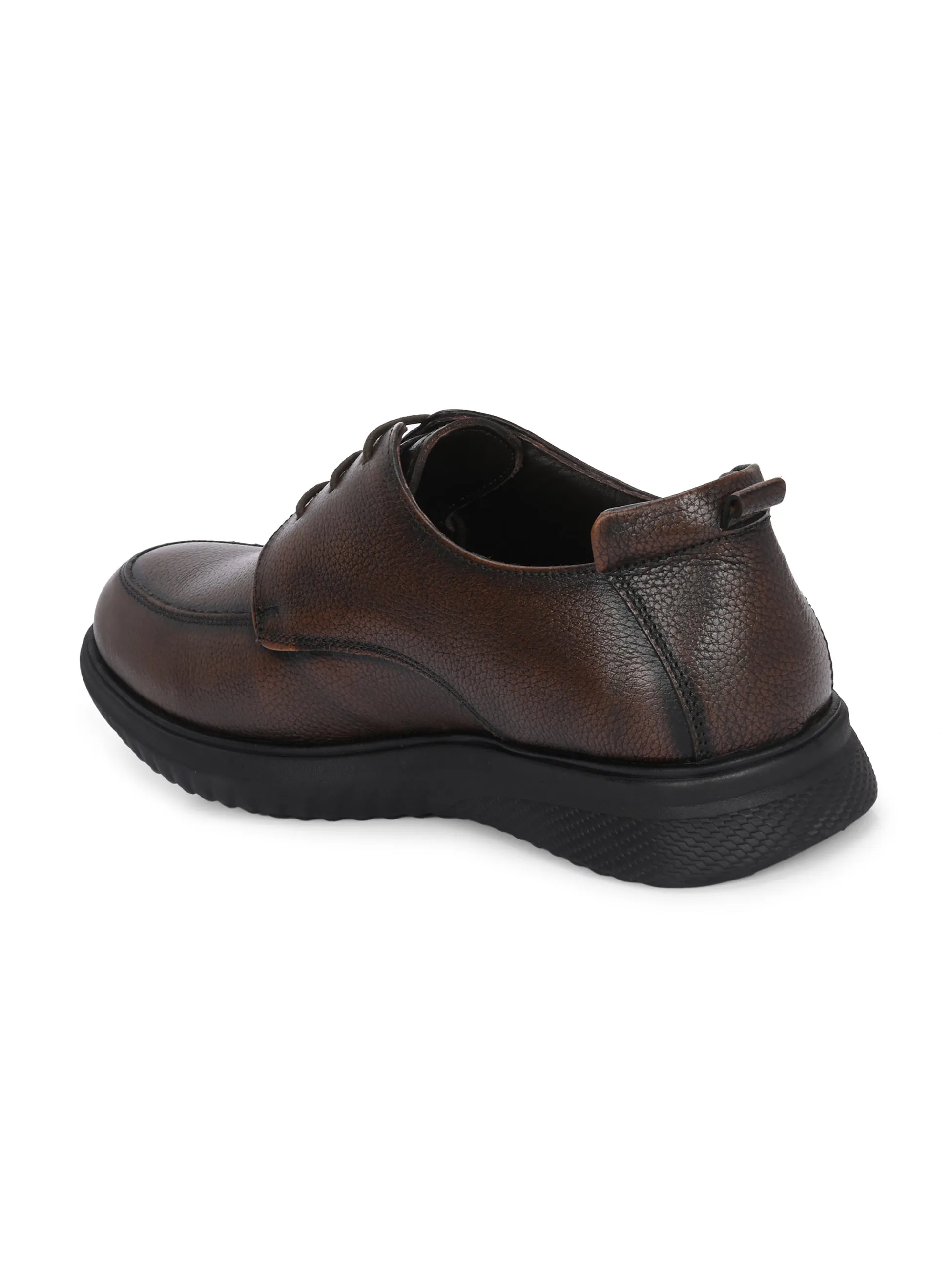9 to 5 Comfort Lace Up