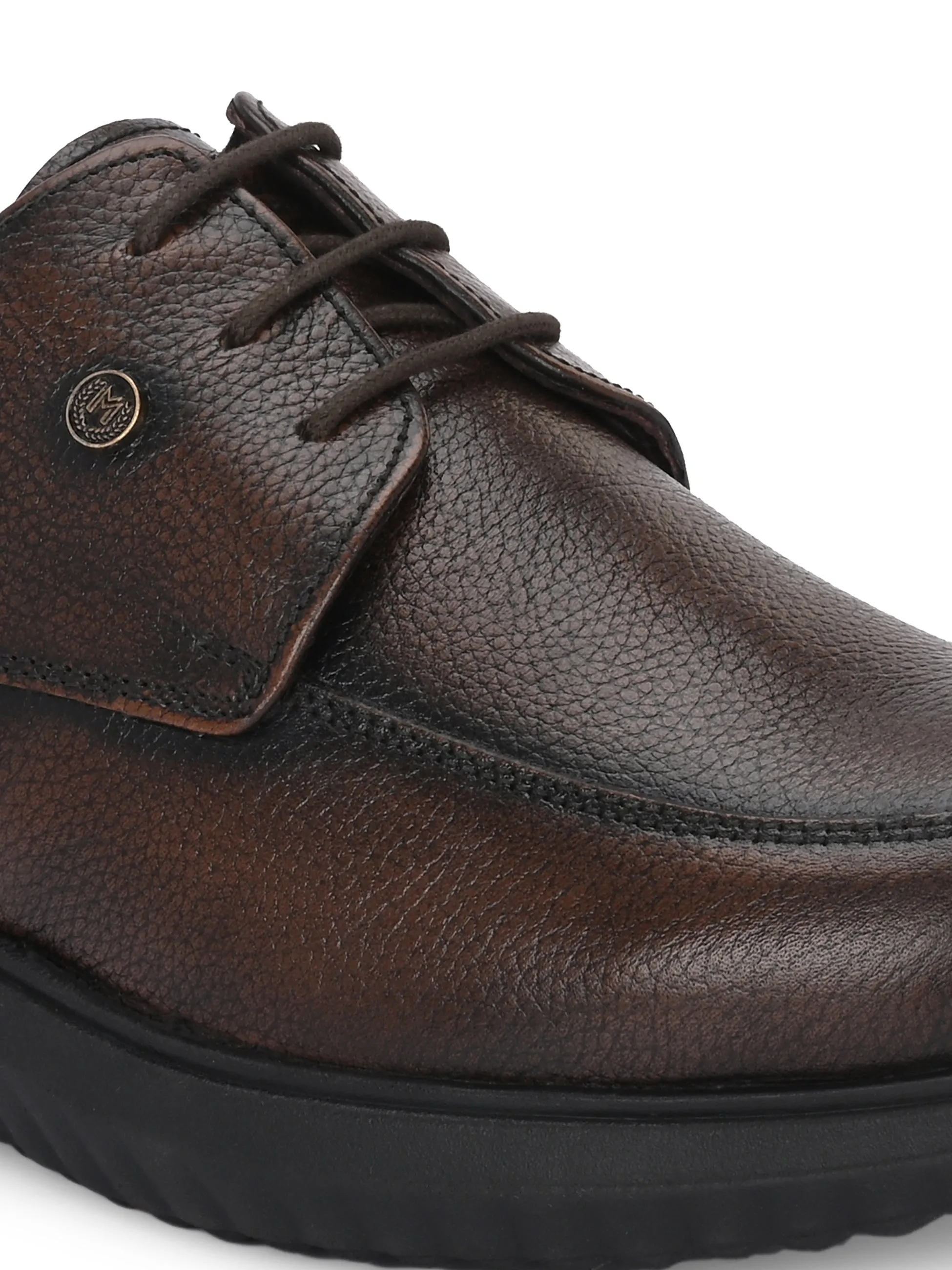9 to 5 Comfort Lace Up