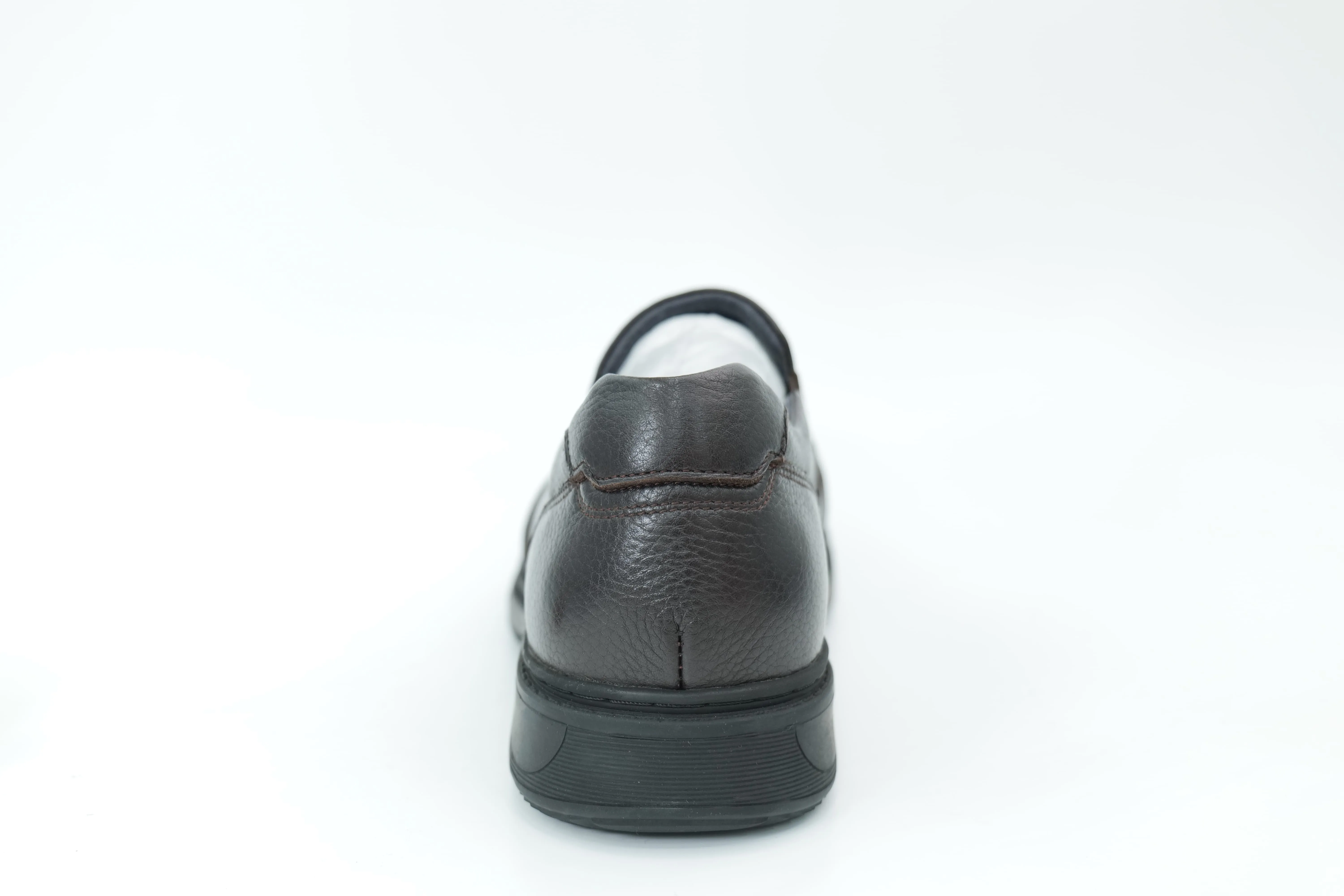 Casual shoes