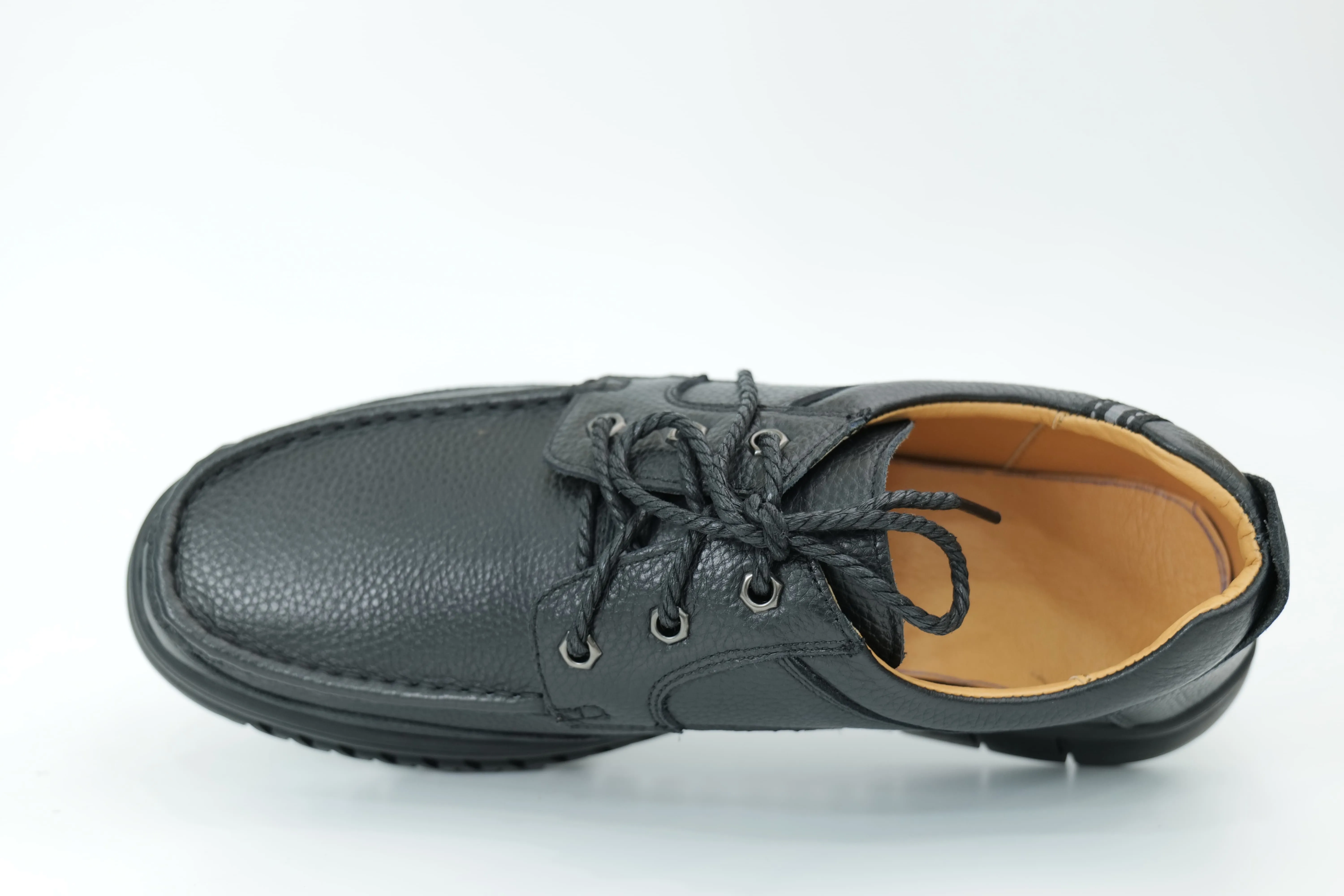 Casual shoes