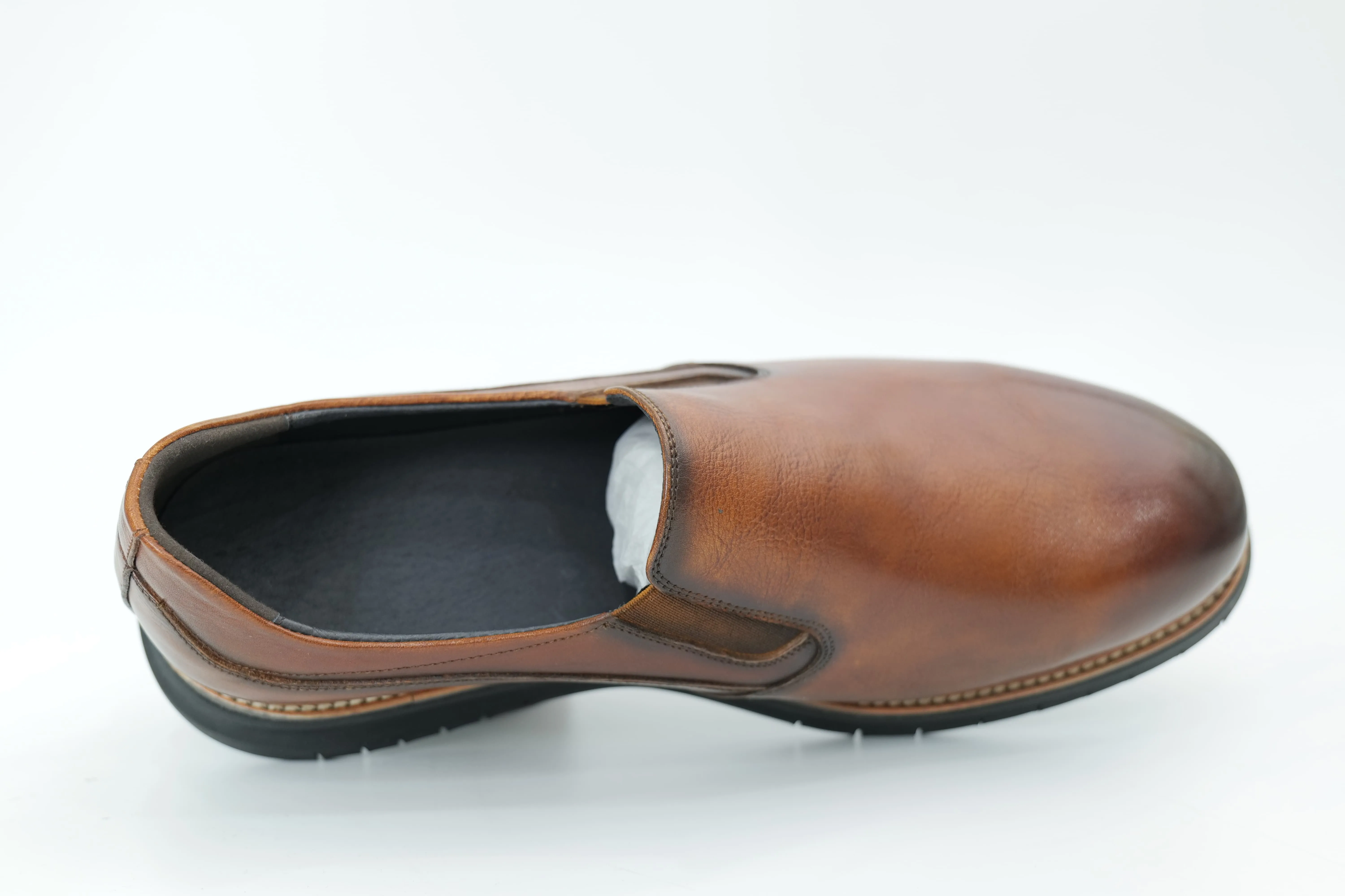 Casual shoes