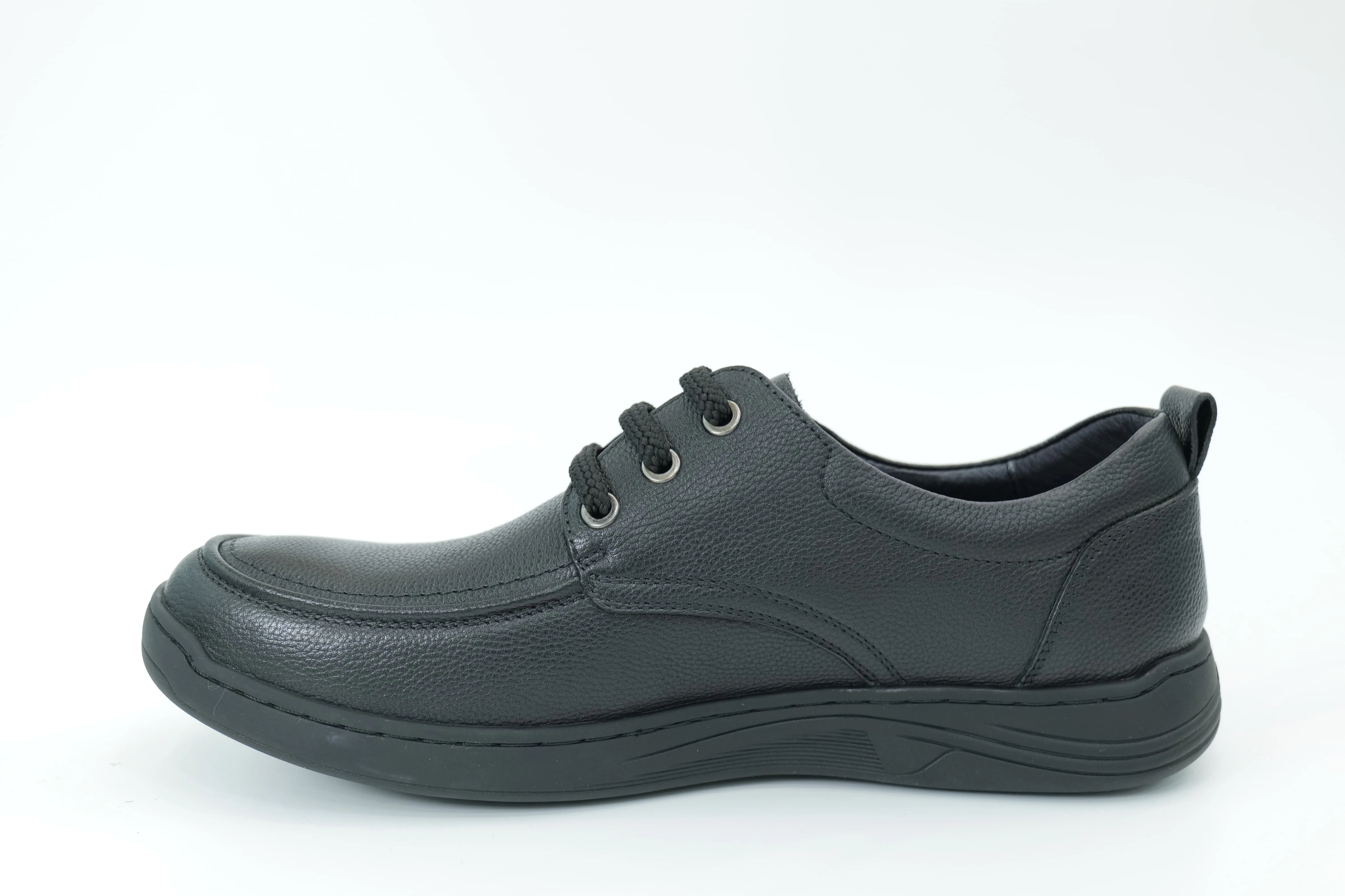 Casual shoes
