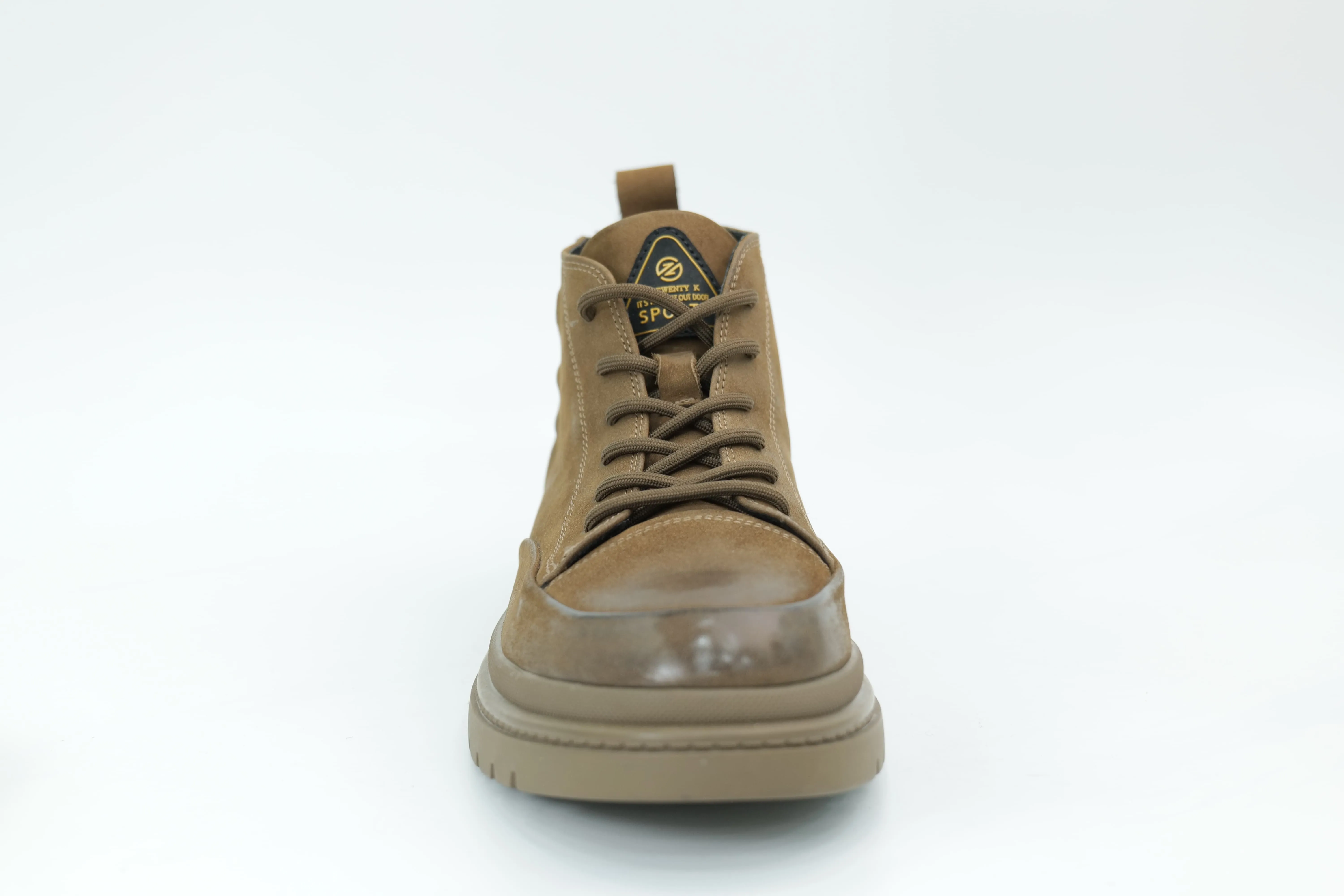 Casual shoes