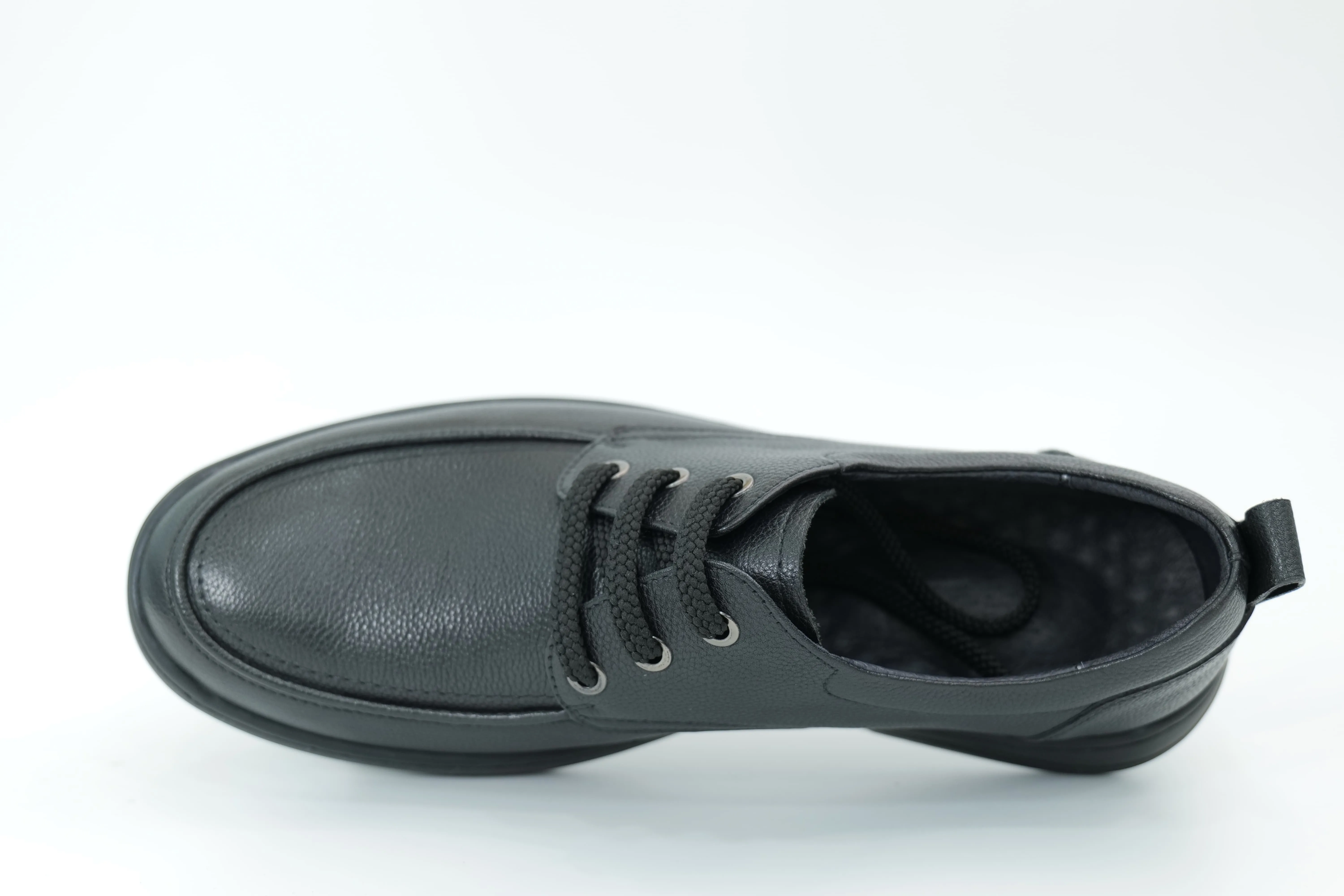 Casual shoes