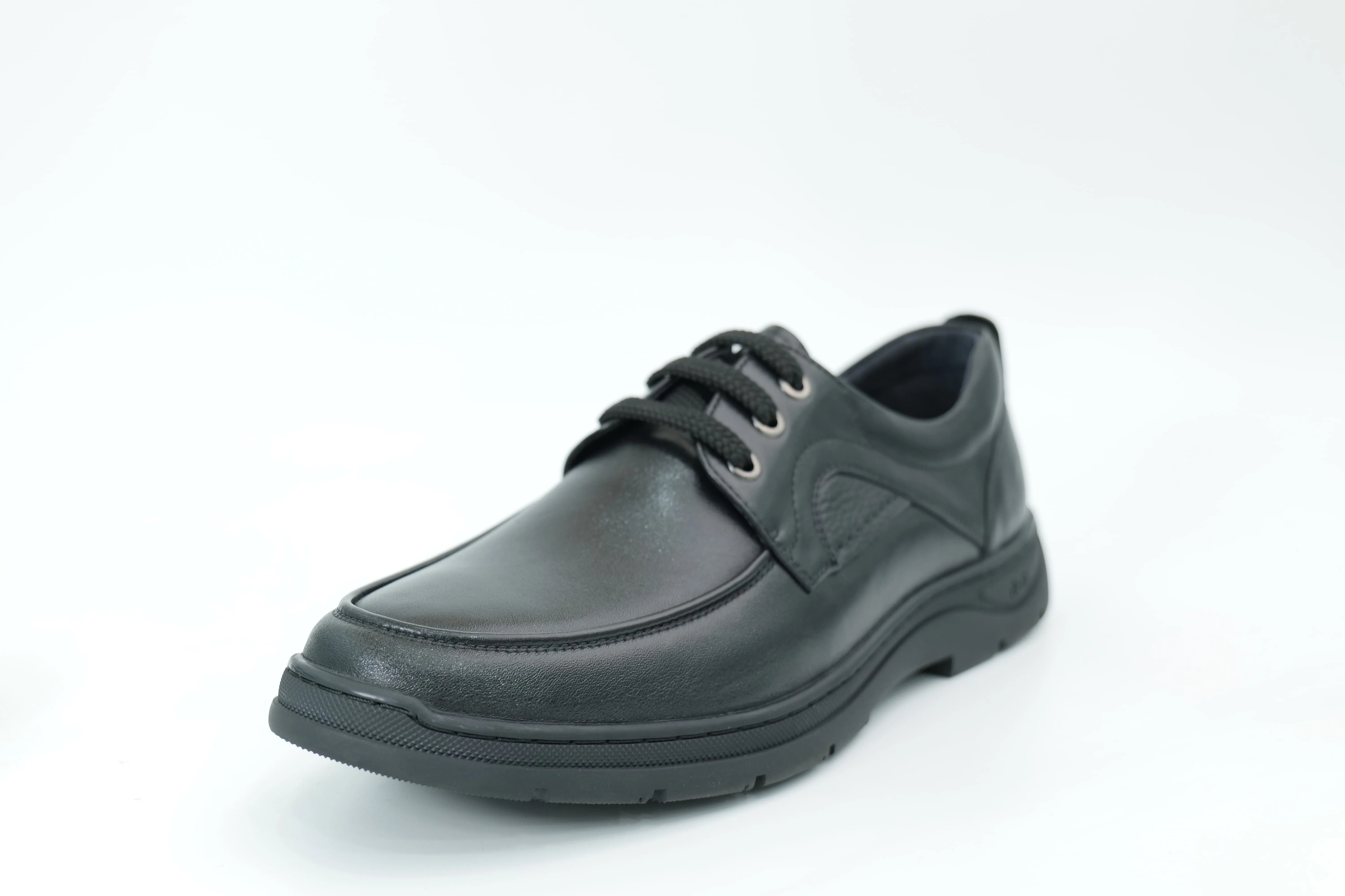 Casual shoes