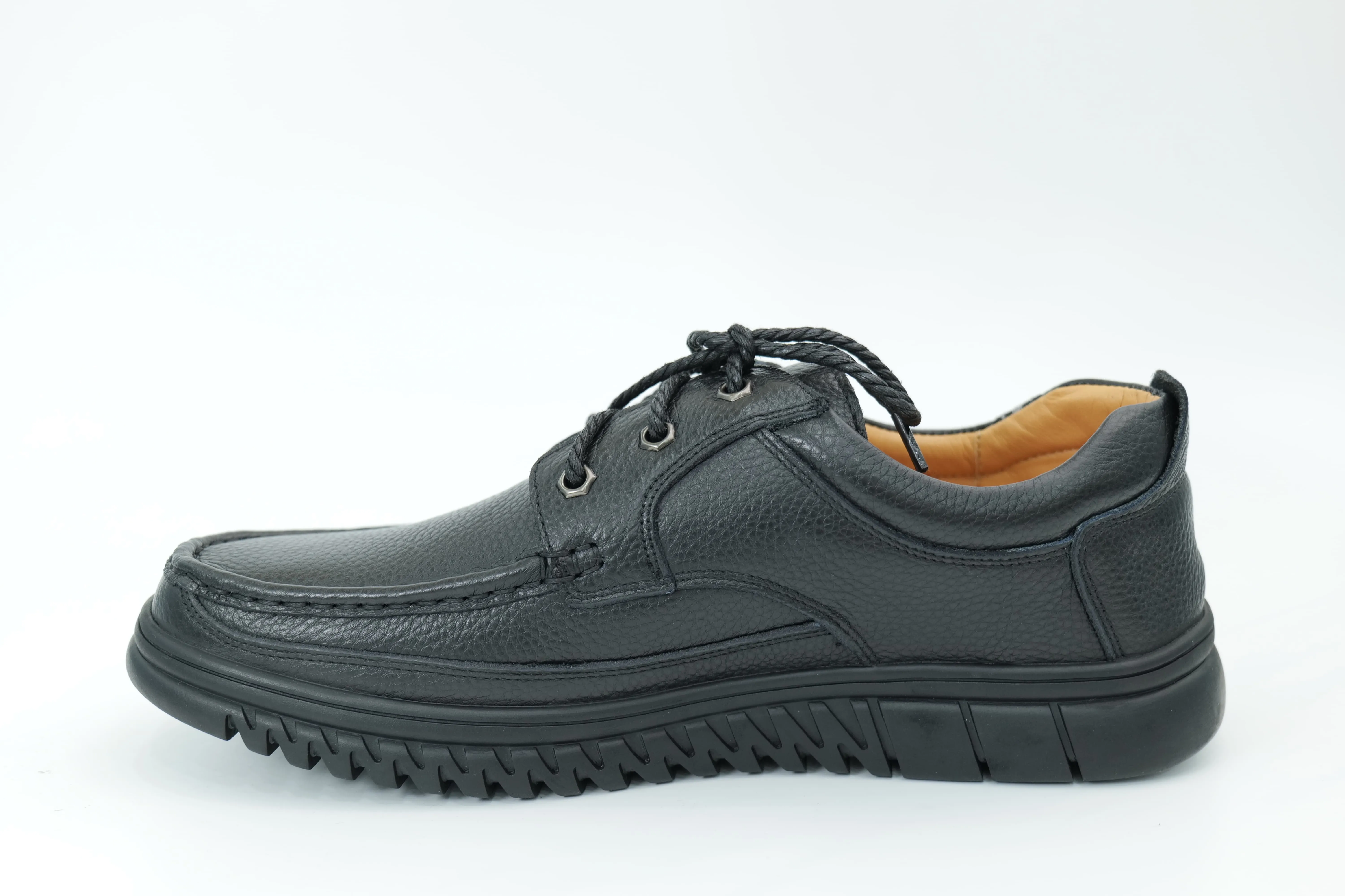Casual shoes