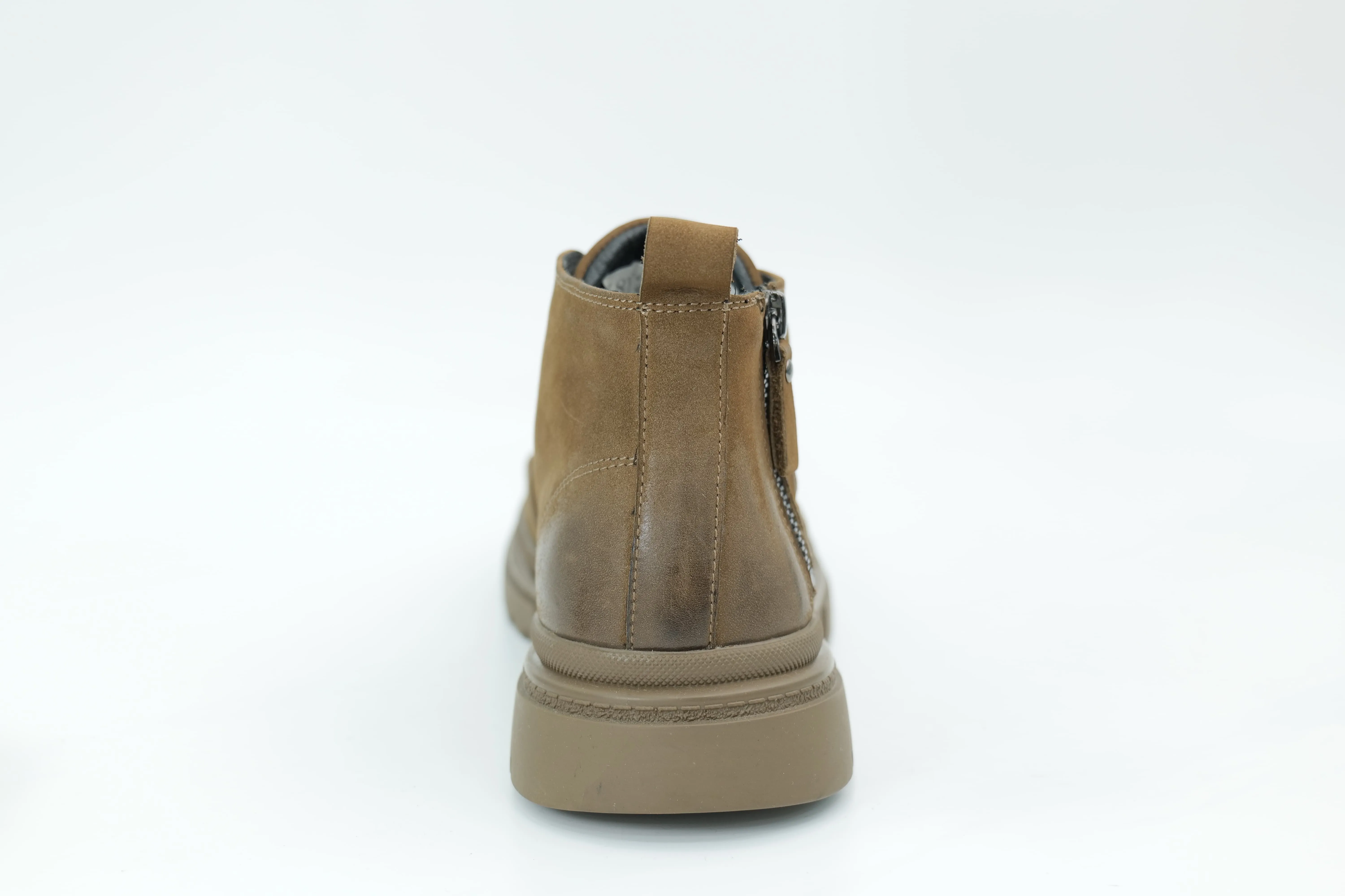 Casual shoes