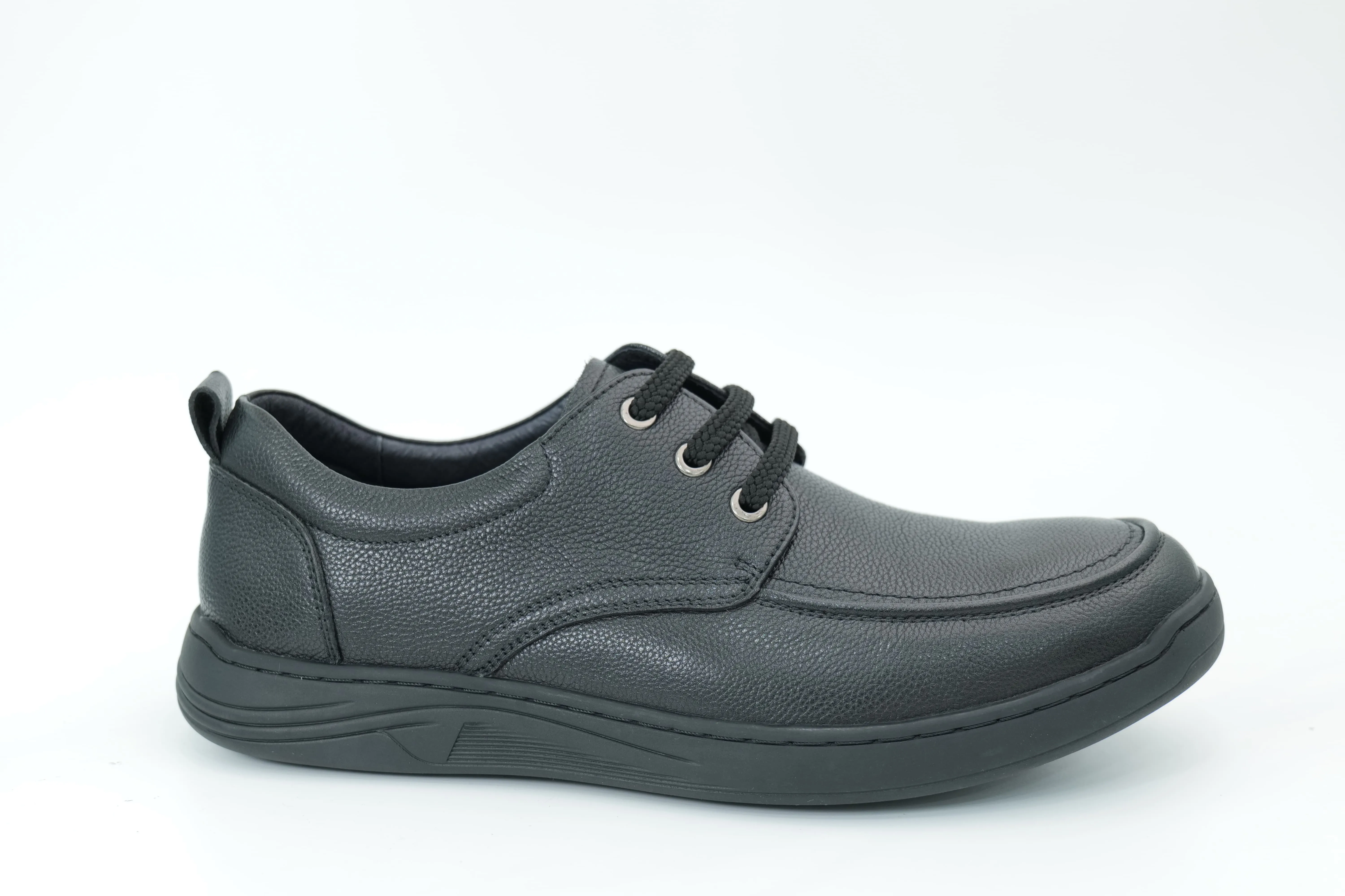 Casual shoes