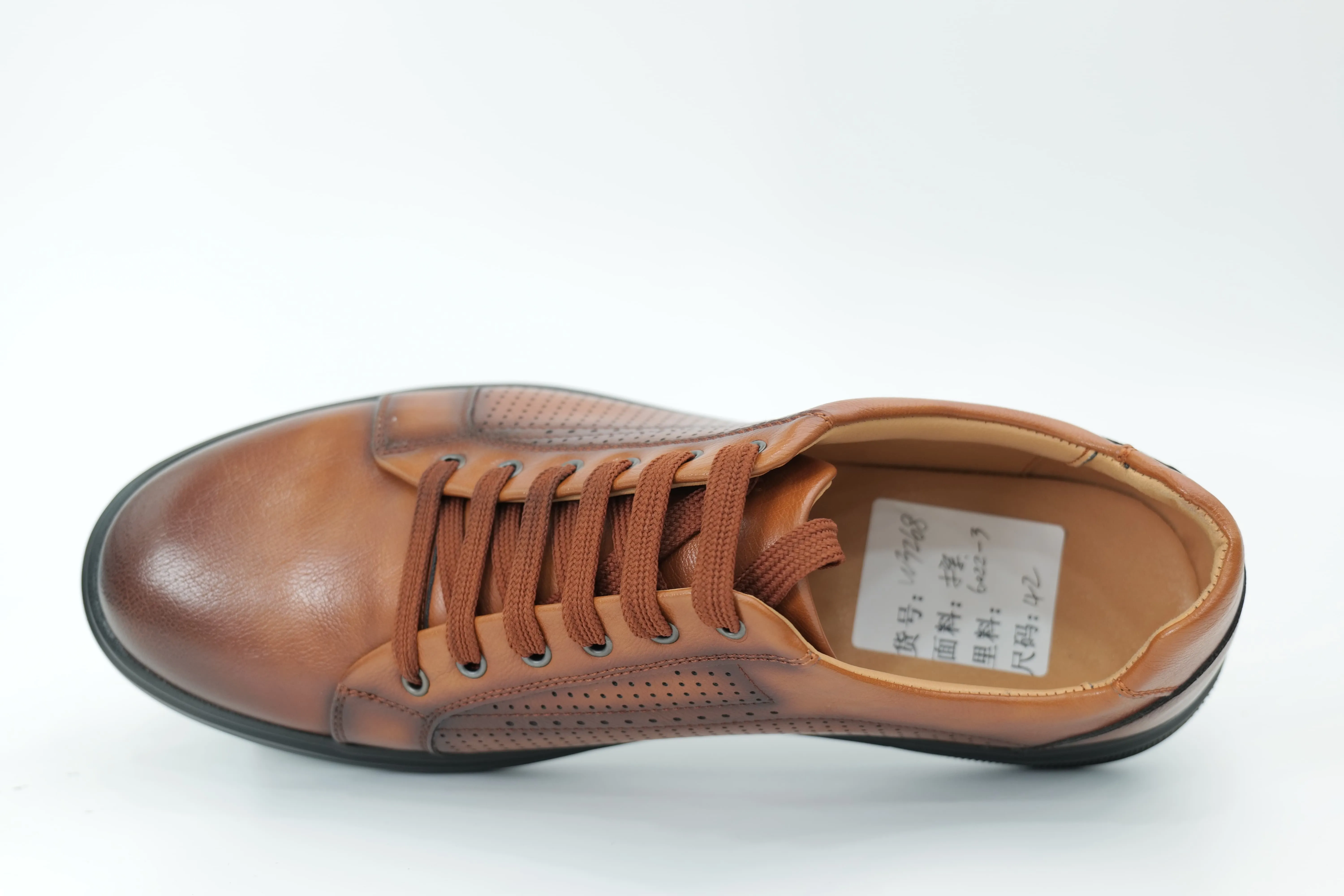 Casual shoes