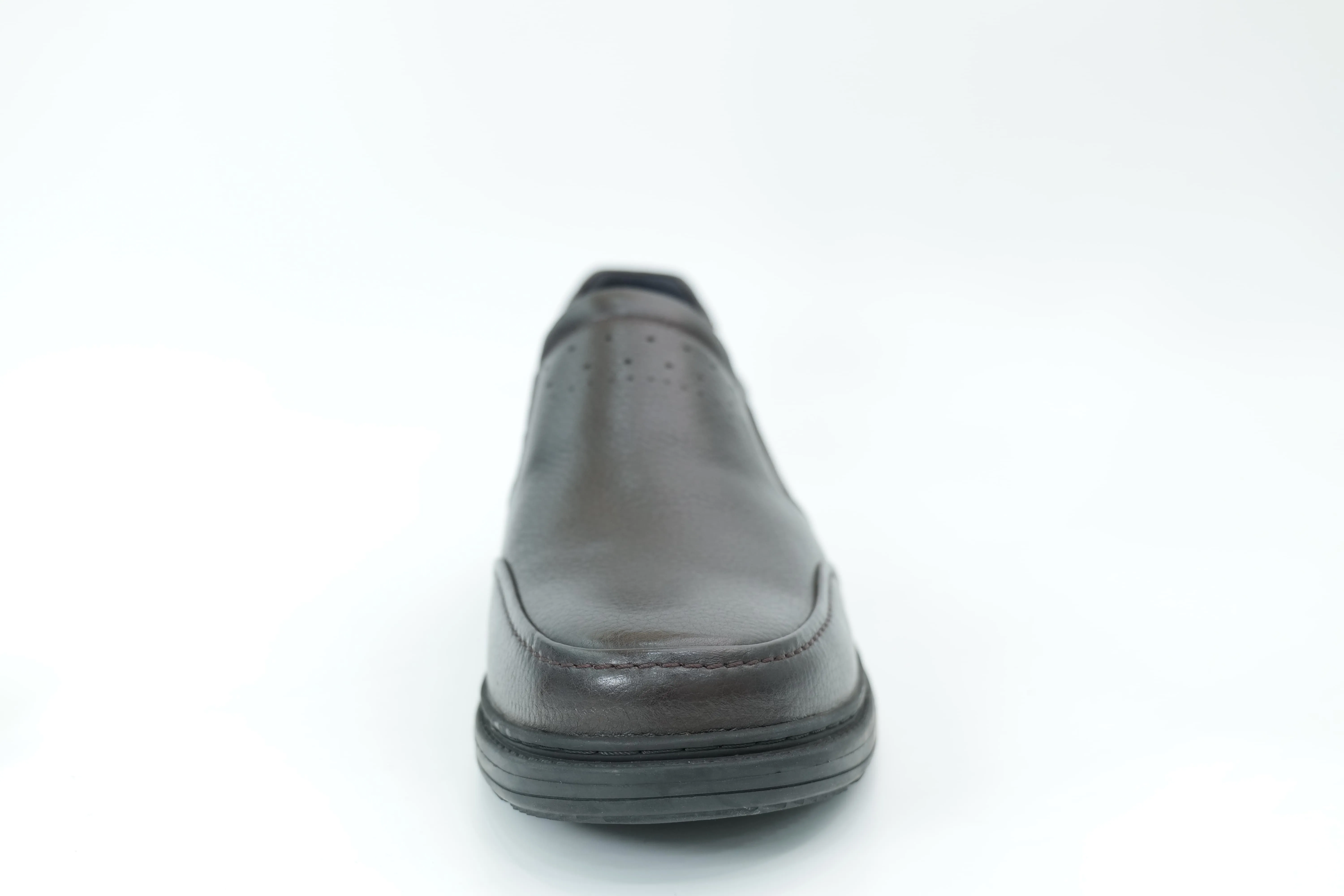 Casual shoes