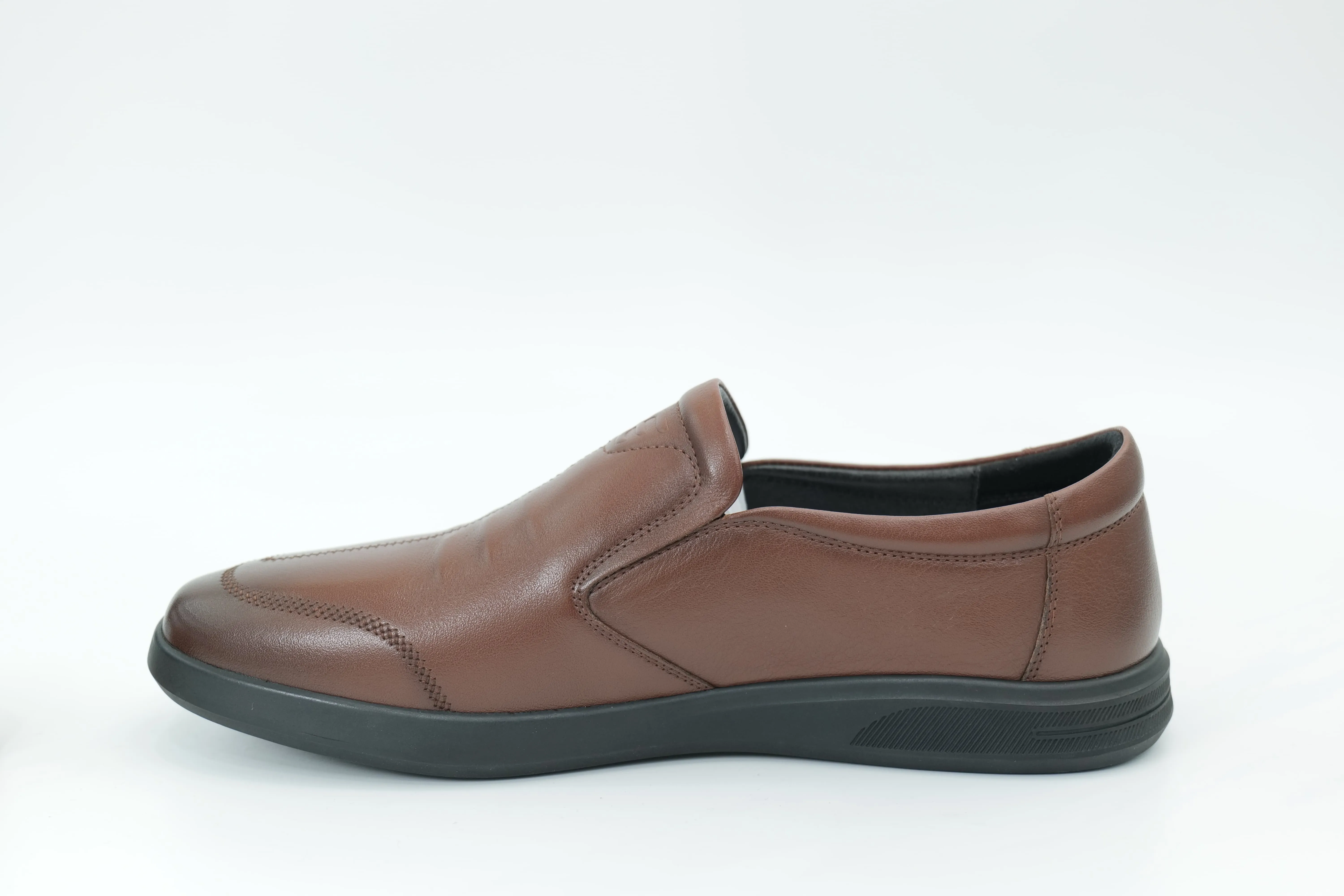 Casual shoes