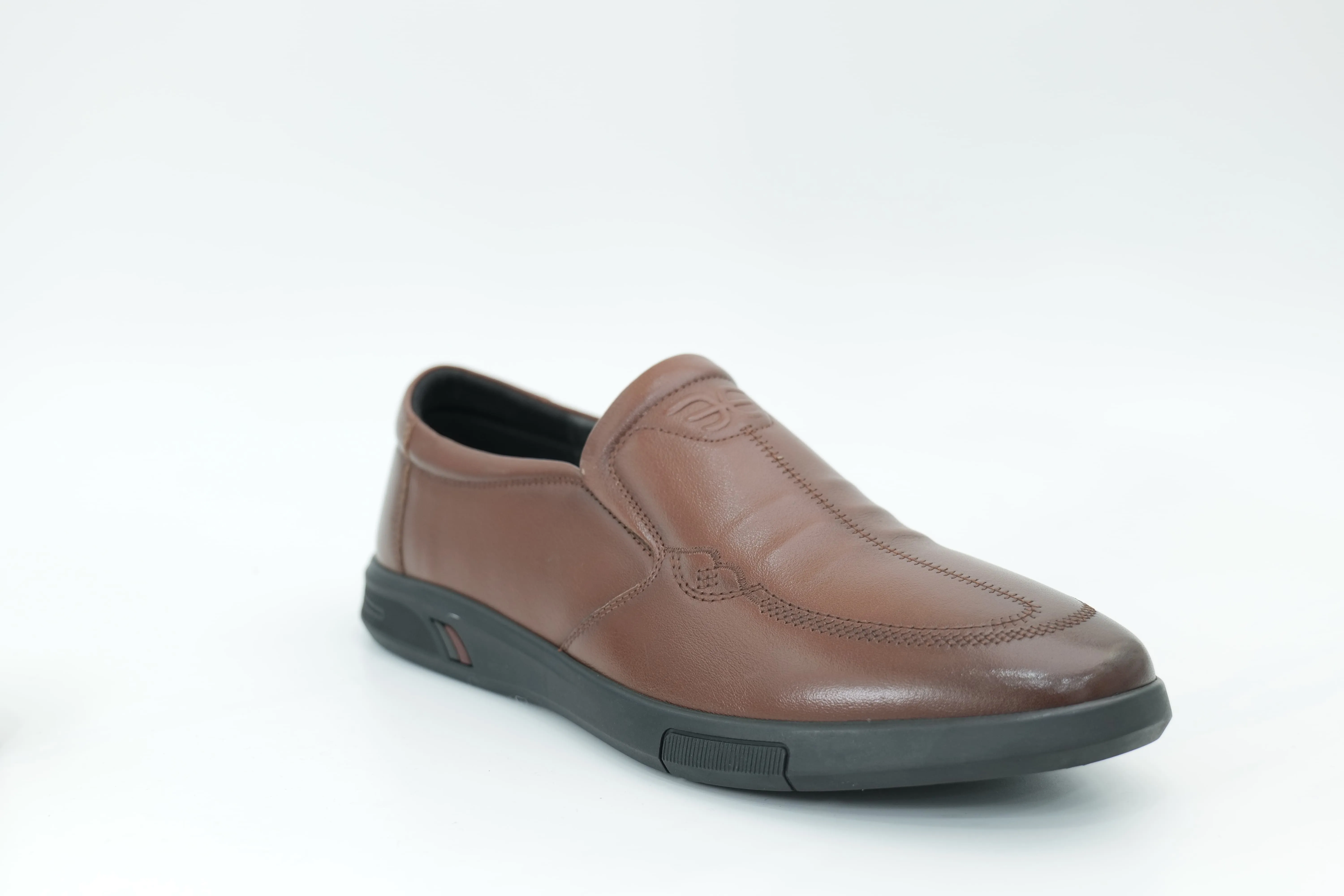 Casual shoes