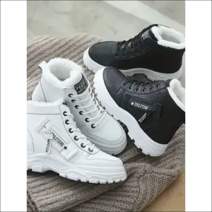Chic Decorative Zipper Round Toe Platform Boots