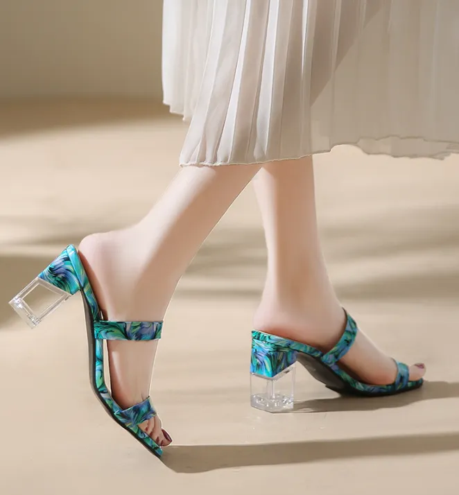 Chunky Heel Peep Toe PU Sandals