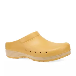 Dansko Women's Kane Mustard Molded 4145301700