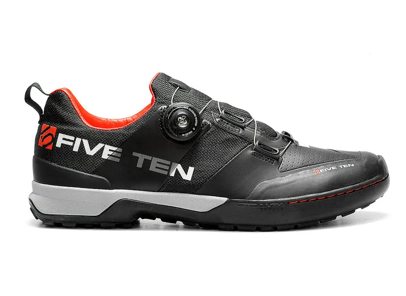 FIVE TEN KESTREL CLIPLESS [TEAM BLACK]