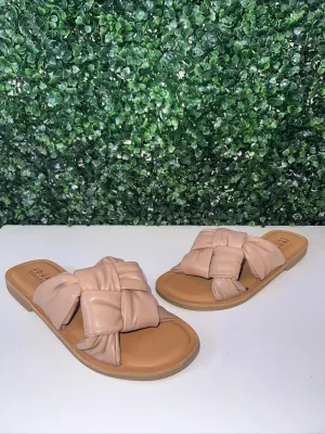 Journee Collection Women's Tru Comfort Foam™ Kianna Sandal Brown Size 8M - Like New