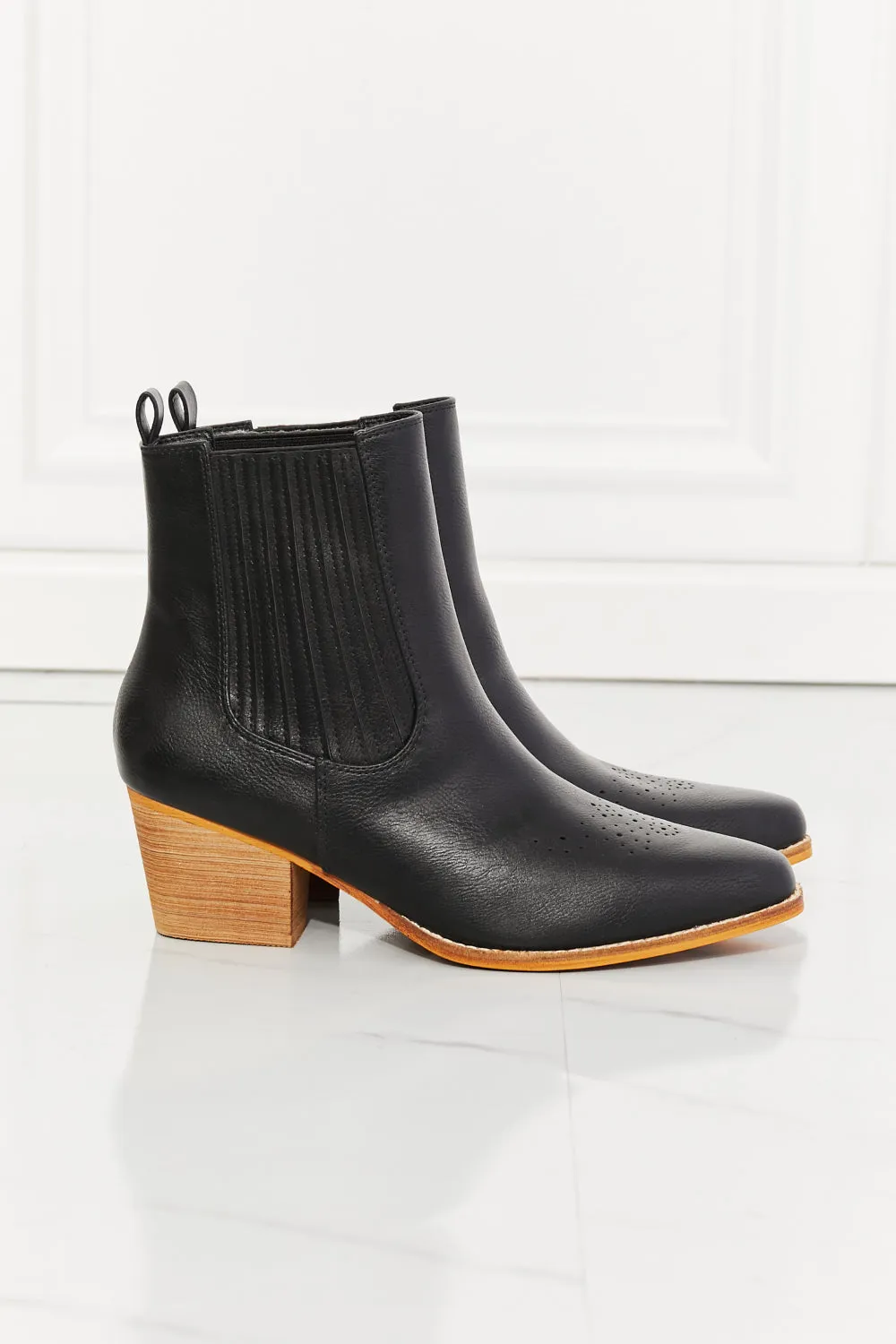 Love the Journey Stacked Chelsea Boots in Black