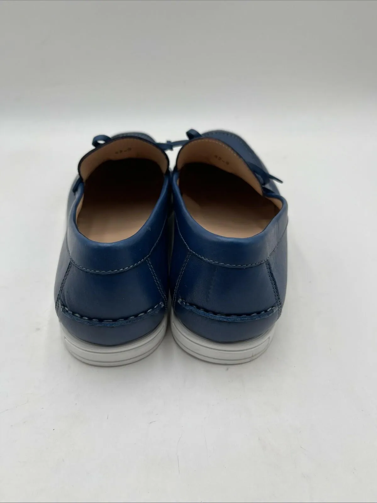 Men’s Saks Fifth Avenue COLLECTION Leather Boat Shoes Blue Size 9 - Very Good
