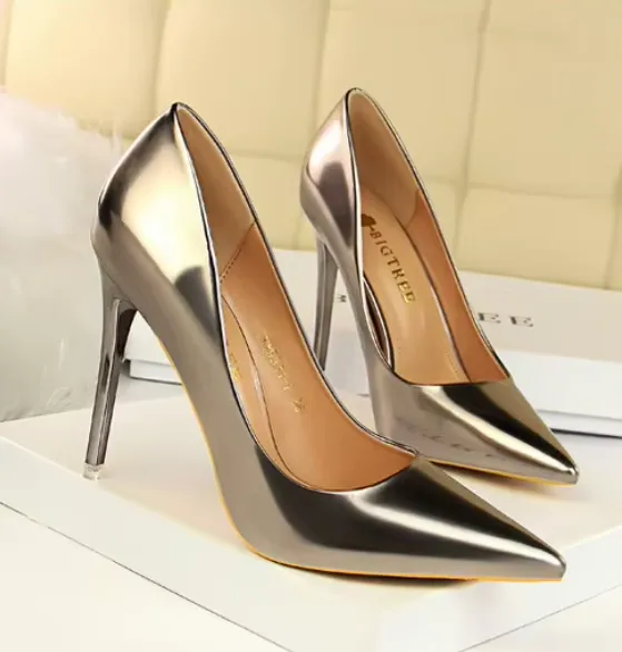 New Women Western Style Fashion Metal Sexy Club High Heels Slippers Simple Shallow Pointed Mouth Thin High Heel Sandals