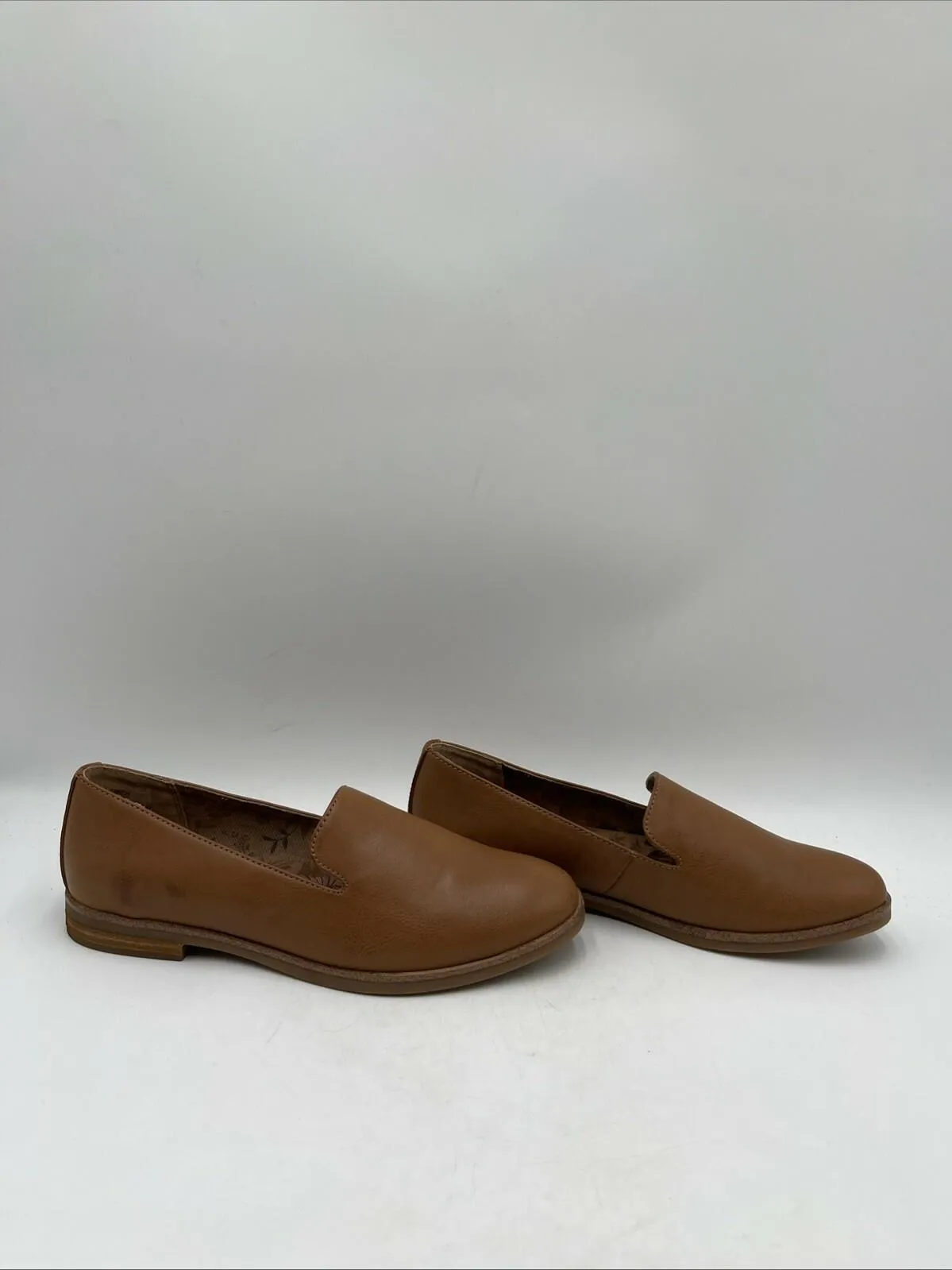 NWB Women's Boc Becca Shoes Faux Leather Brown Size 7.5M/38