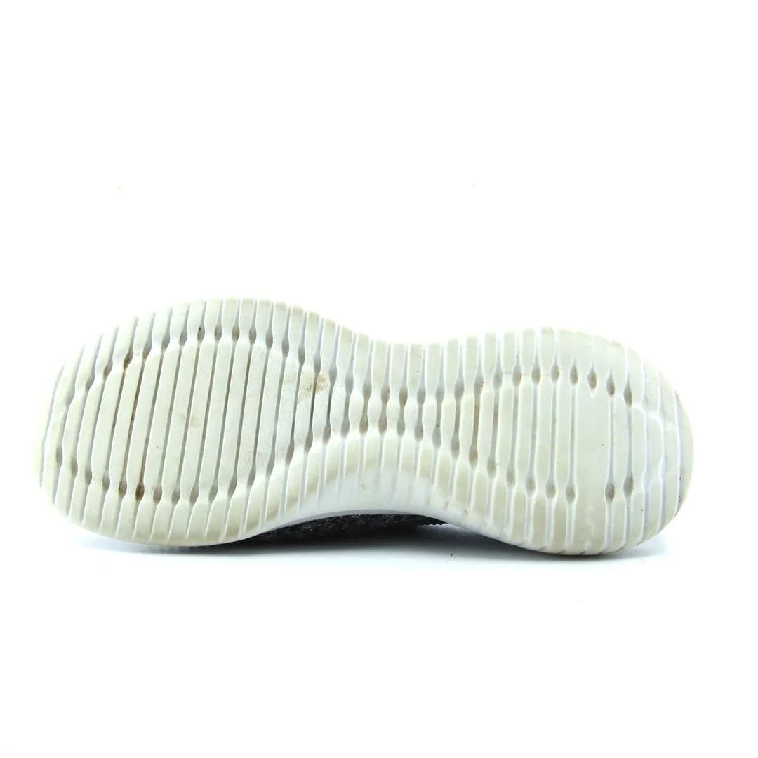 SKECHERS MEMORY FOAM