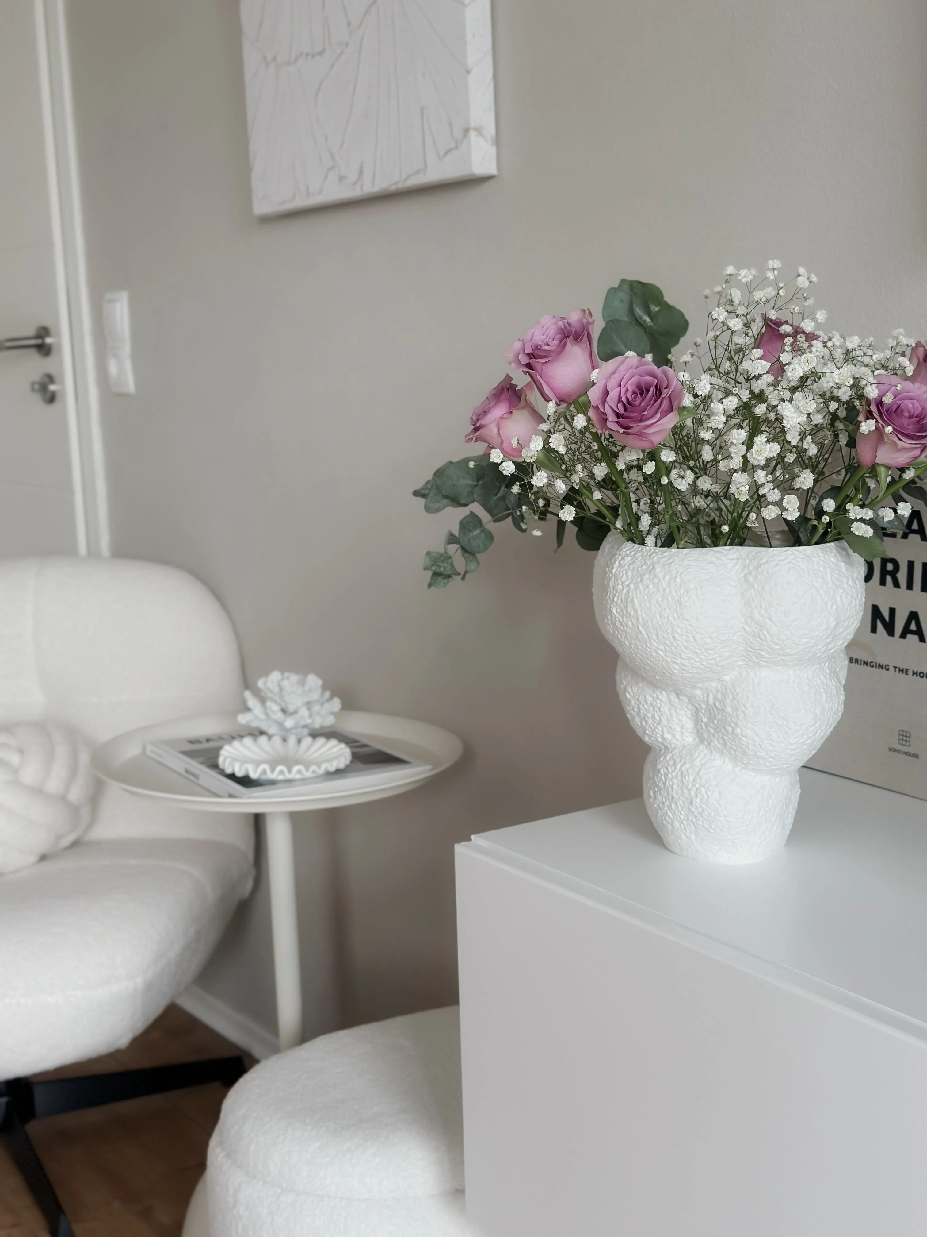 Snow Vase