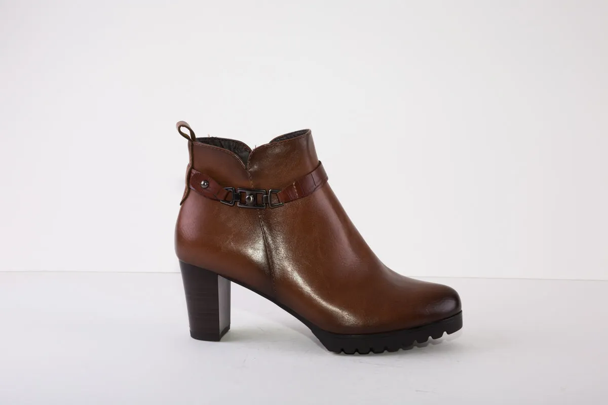 SUSST HUDSON22 HIGH HEEL ZIP ANKLE BOOT - TAN