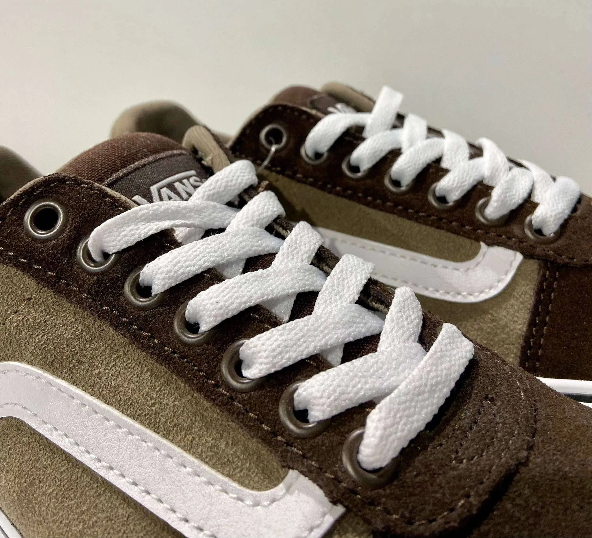 VANS Mens Ward Deluxe Retro Shoe -BROWN