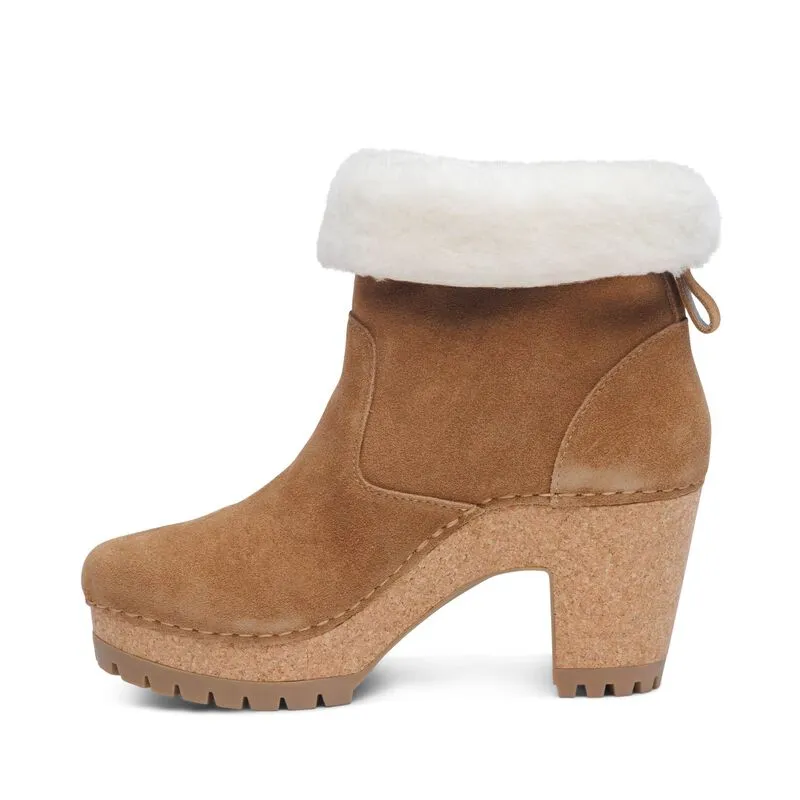 WOMEN'S AETREX SCARLETT BOOT | HONEY