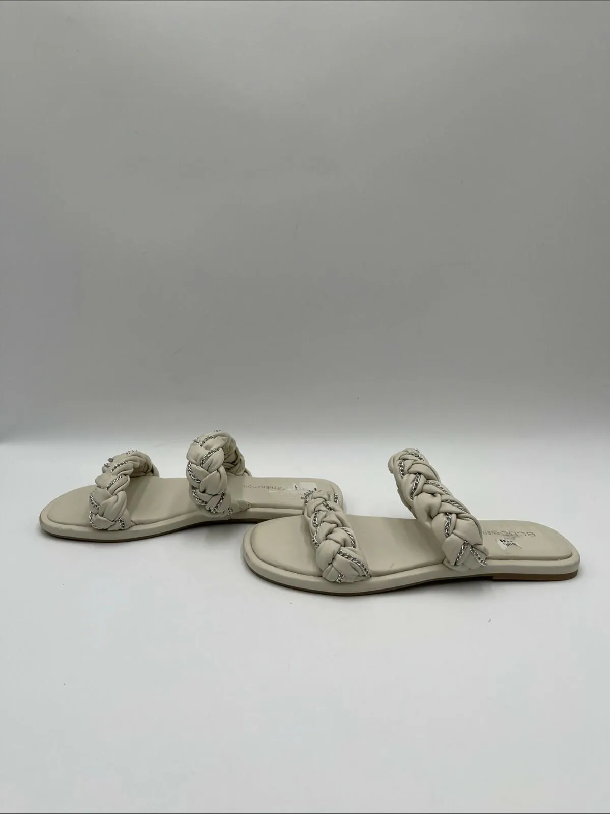 Women’s BCBGeneration Taneka Braided Slide Sandals White Size 6.5M/37 - Very Good