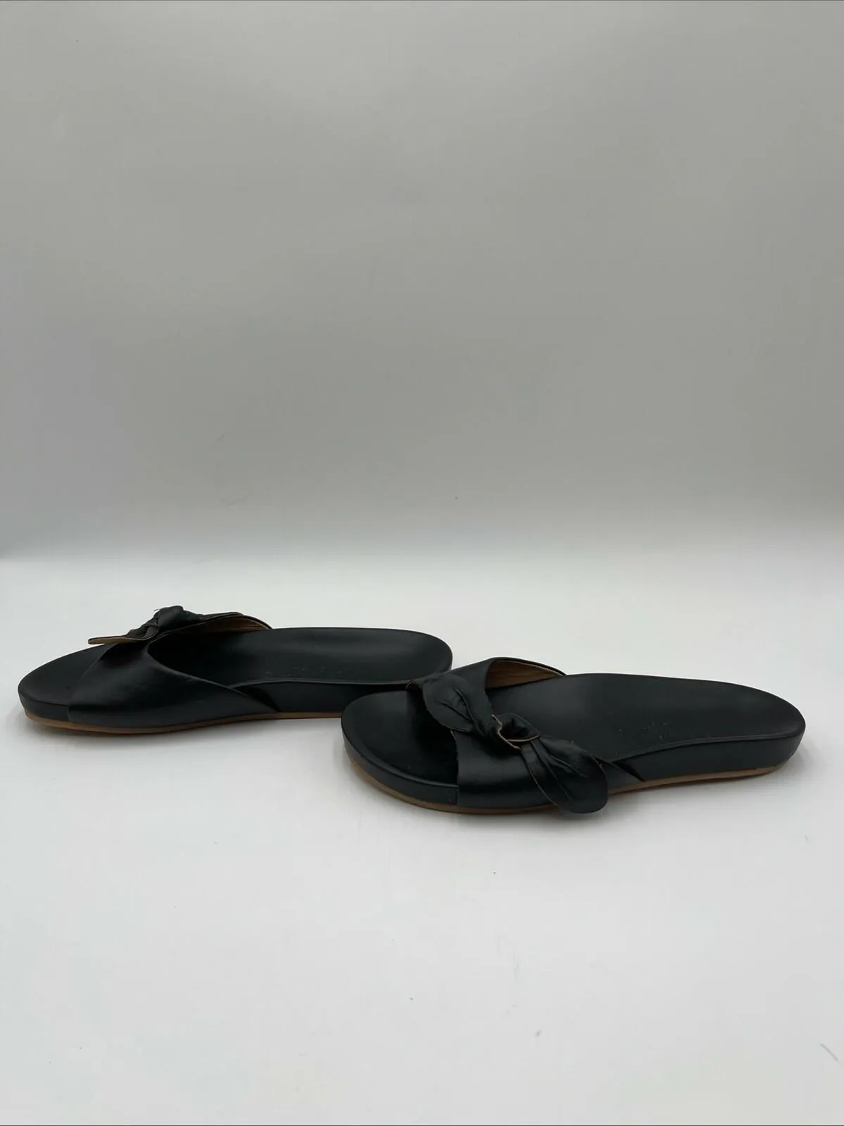 Women’s Jack Rogers Dorothy Bow Leather Slide Sandals Black Size 8M - Very Good